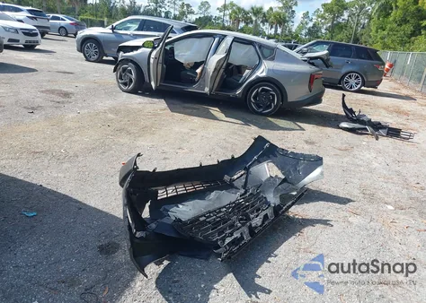 2022 Toyota Rav4 Xle из США, поврежденный, VIN 2T3W1RFV8NC197177